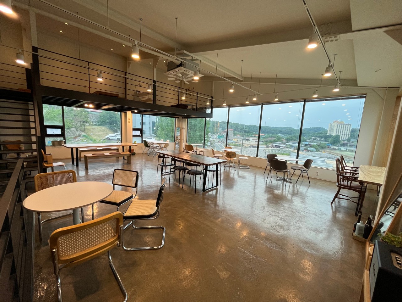 안동 뷰좋은 디저트카페